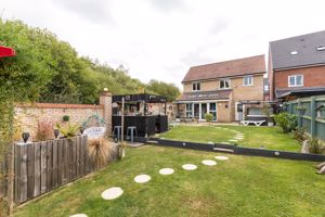 Photo 9- click for photo gallery